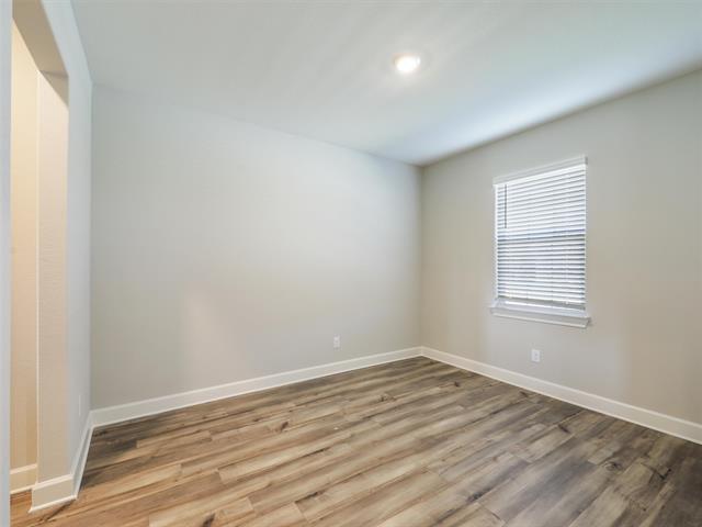 Foto del edificio - 621 Harbor Oaks Dr