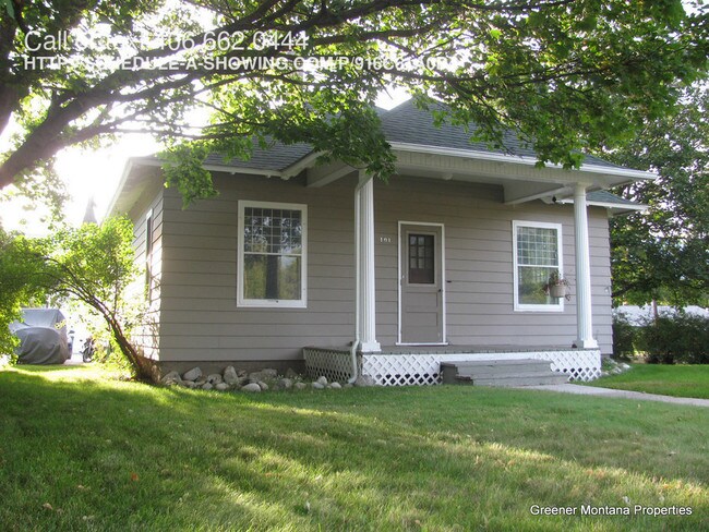 Building Photo - 401 College St