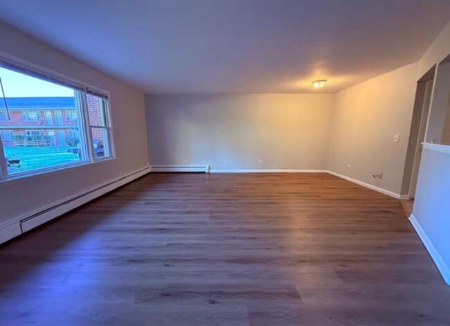 Foto del edificio - 1119 E Algonquin Rd