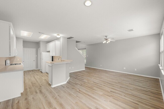 Foto del edificio - 17515 Kennesaw Mountain Ln
