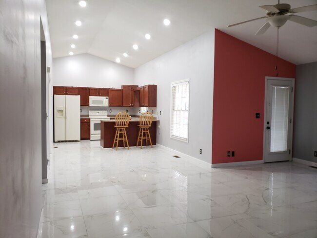 Foto del edificio - 3408 N County Road 900 E