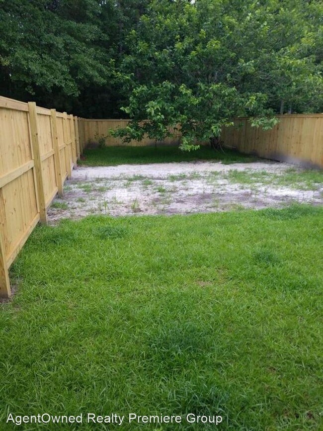 Building Photo - 3 br, 2 bath House - 140 W Broad Street  U...