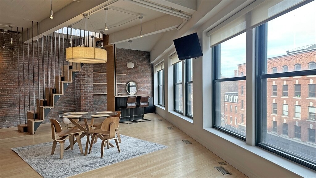 Foto principal - 90 N Washington St