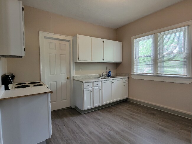 Foto del edificio - 299 Lloyd St