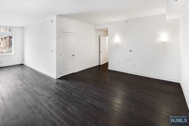 Building Photo - 1450 Washington St