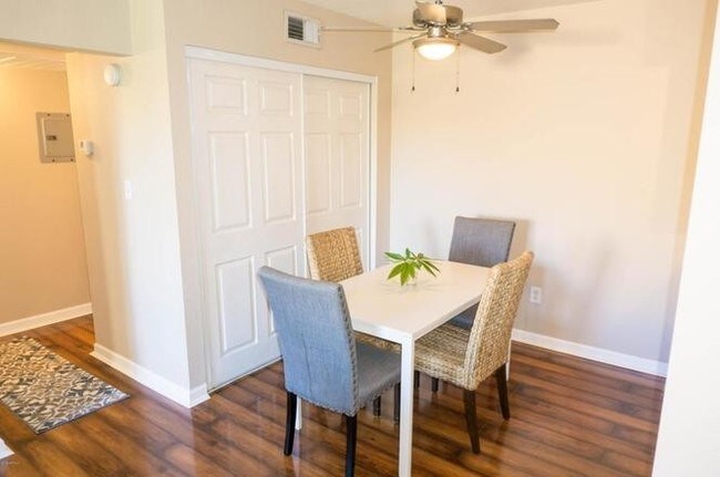 Foto del edificio - 5877 N Granite Reef Rd