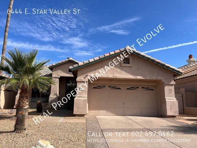 Building Photo - FABULOUS HOUSE ON THE GOLF COURSE!!