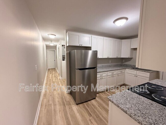 Foto del edificio - 2416 Owen St