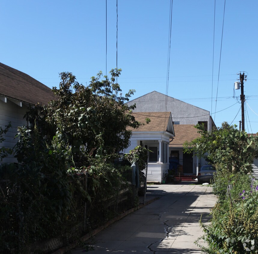 Foto del edificio - 2031 Workman St