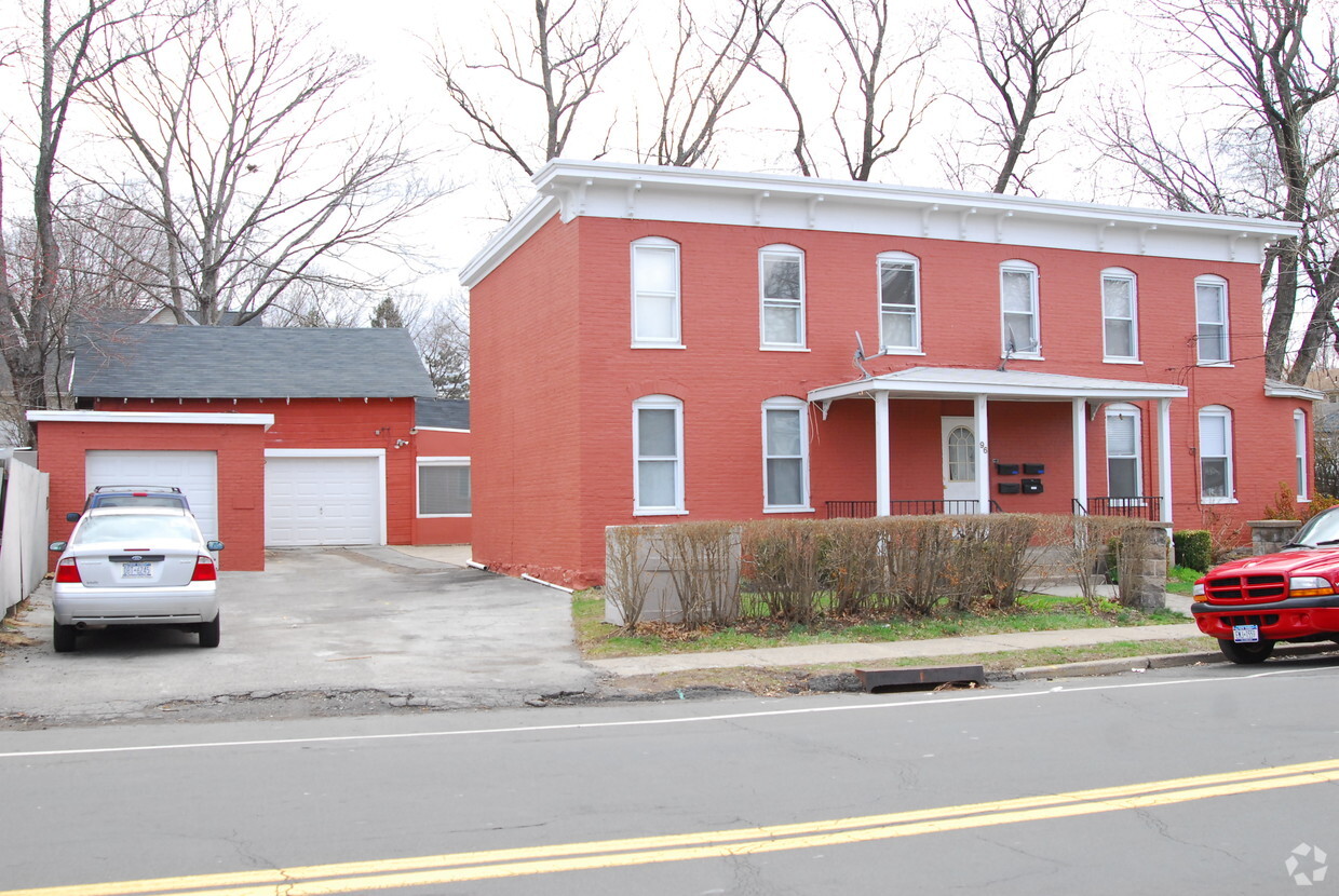 Building Photo - 96 S Main St