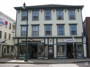 Building Photo - 45 W Main St