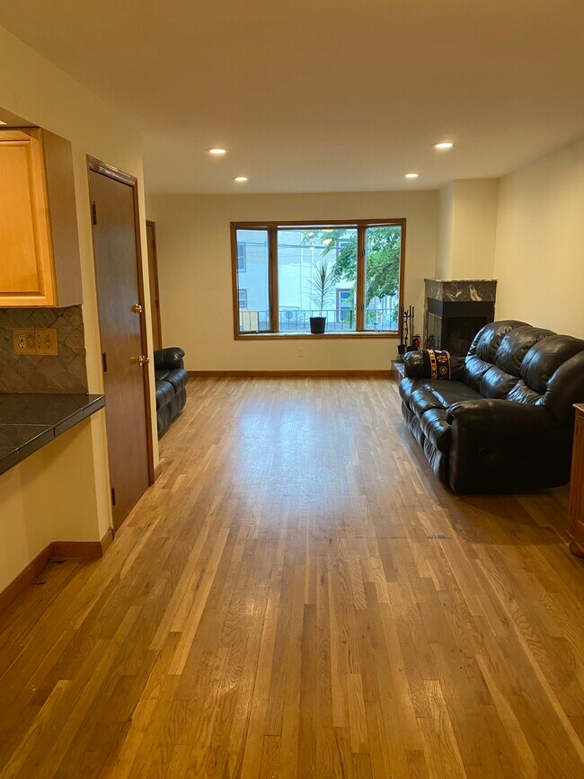 Living Room - 113 Chestnut Ave