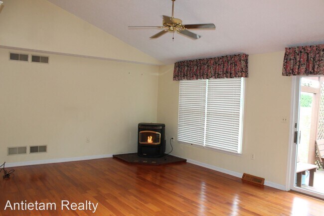 Building Photo - 2 br, 2 bath House - 3463 Glen Eagles Drive