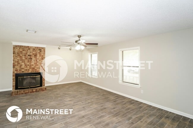 Building Photo - 3685 Burkehill Dr