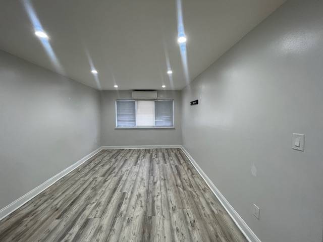 Foto del edificio - 451 Castle Hill Ave