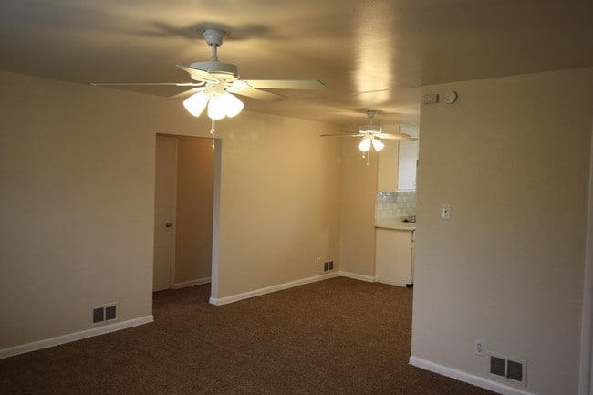 Foto del edificio - 11670 W 16th Ave