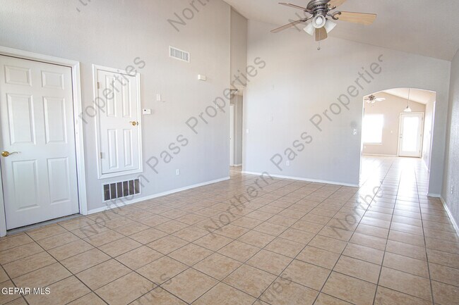 Building Photo - 14140 Robert Ituarte Dr