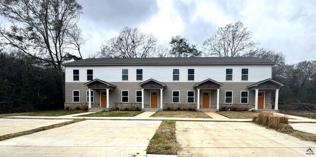 Building Photo - 305 N 4th St