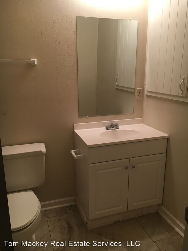 Foto del edificio - 3 br, 2 bath House - 782 Holt Dr.