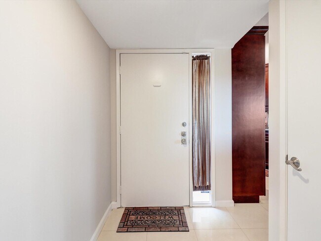 Building Photo - 5650 Camino Del Sol