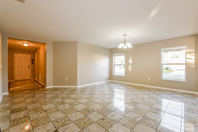 Foto del edificio - 1552 Truscott Ct