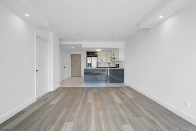 Foto del edificio - 4516 83rd St