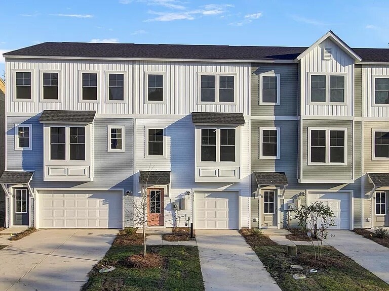 1003 Pettiford Pl, Hanahan, SC 29410 Townhome Rentals in Hanahan SC