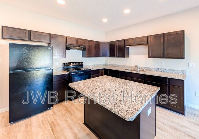Foto del edificio - 6055 Carolines Ct