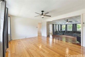 Building Photo - 678 Kihapai St