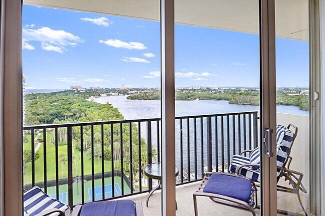 Foto del edificio - 2121 N Ocean Blvd