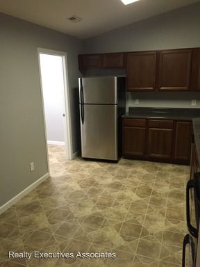 Building Photo - 5225 Harrison Forest Way