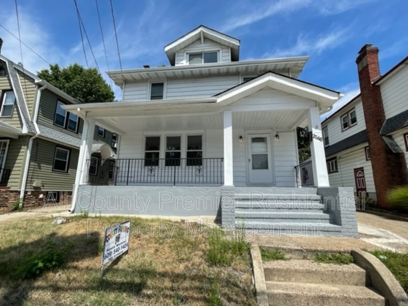 Primary Photo - 2548 Nottingham Way
