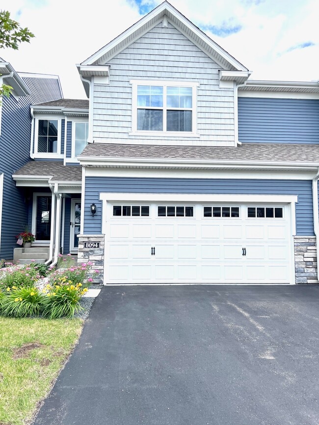 Building Photo - 8094 Evergreen Ln N