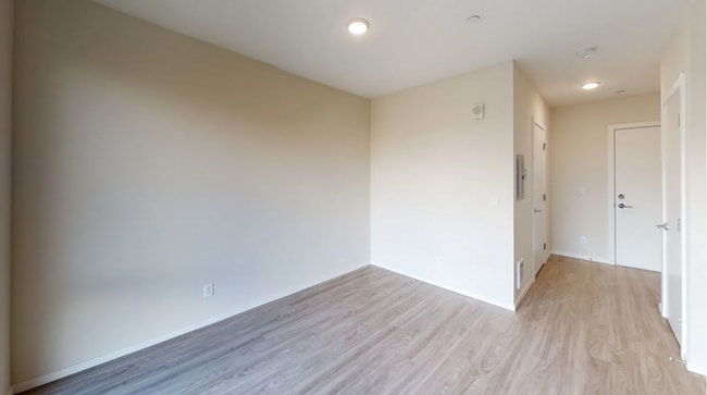 Building Photo - Ground Floor Studio in Cap Hill, Pets Welc...