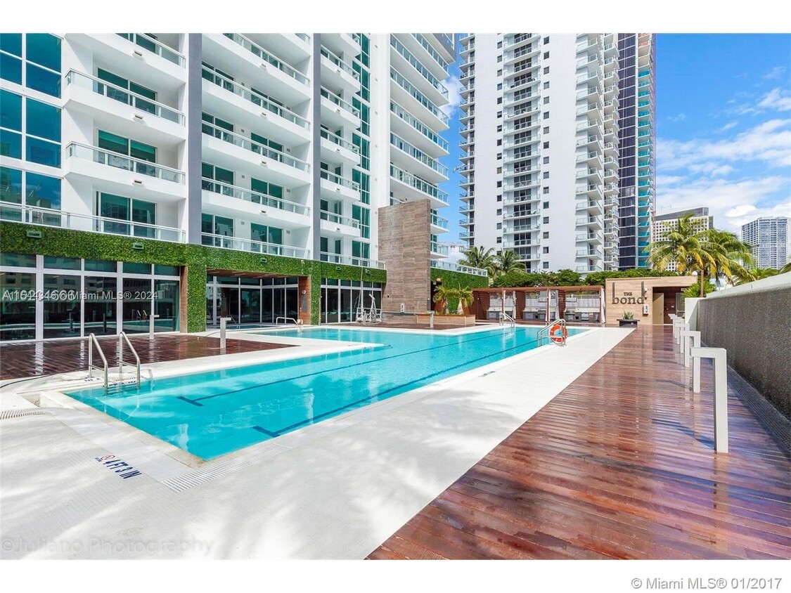 Foto principal - 1080 Brickell Ave