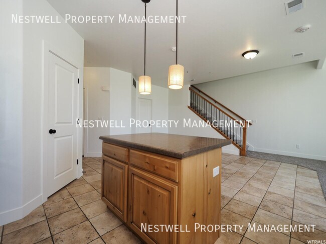 Building Photo - 4528 S Jordan Pkwy W