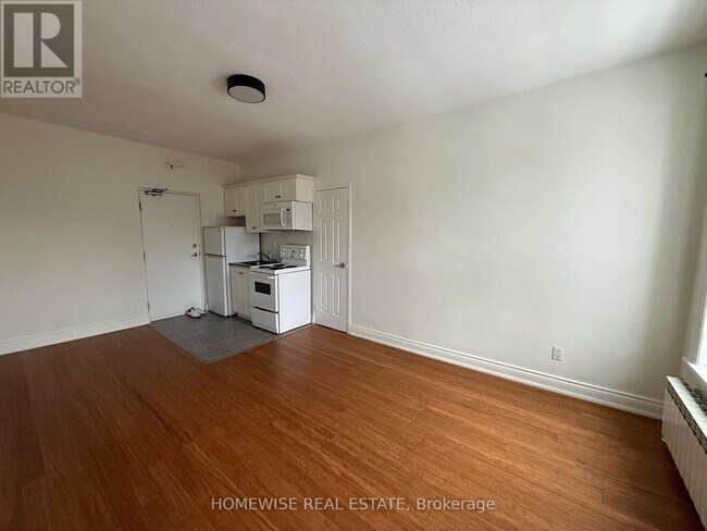 Photo du bâtiment - 1 Triller Ave