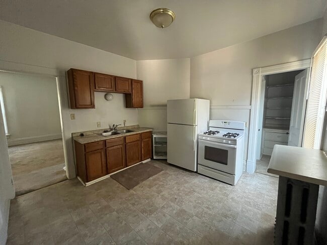 Foto del edificio - 2642 S Clement Ave