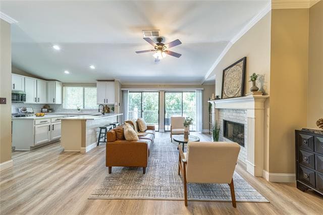 Building Photo - 2036 Signal Ridge Pl