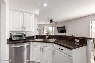 Building Photo - 16631 E El Lago Blvd