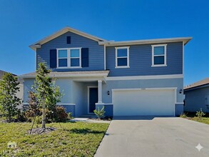 Building Photo - 37450 MacKenzie Dr