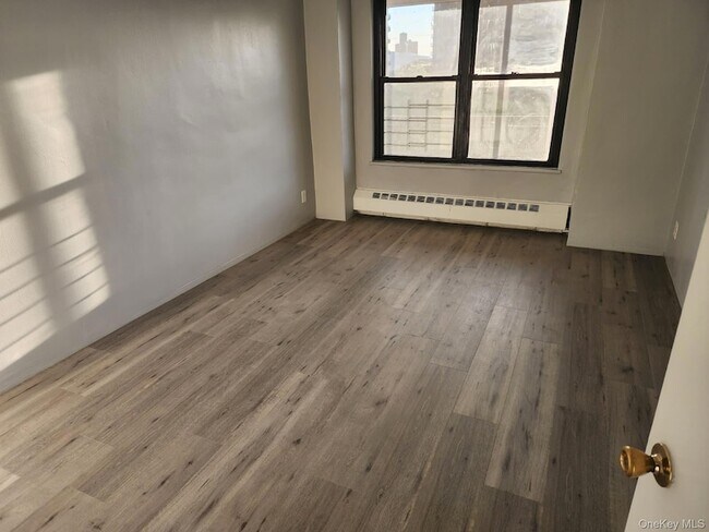 Foto del edificio - 61-55 98th St