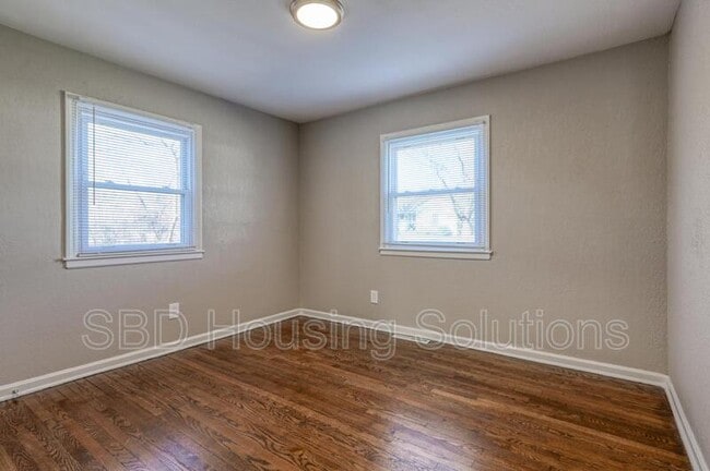 Building Photo - 7819 E 58th St