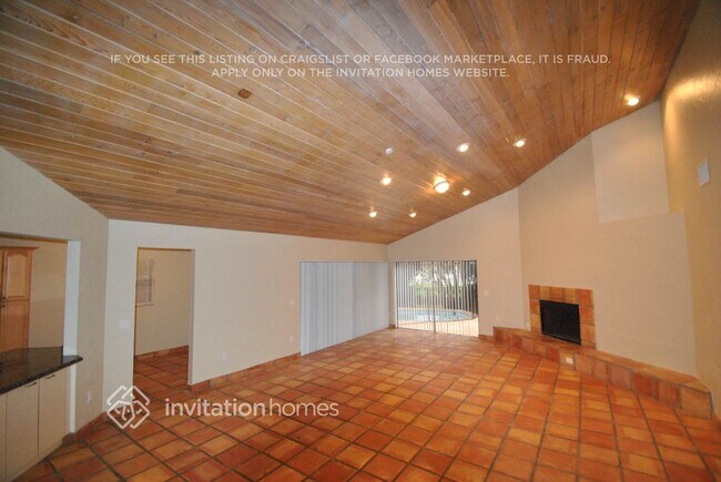 Foto del edificio - 7045 NW 3rd Ave