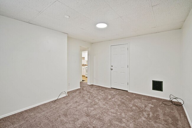 Foto del edificio - 641 6th Street