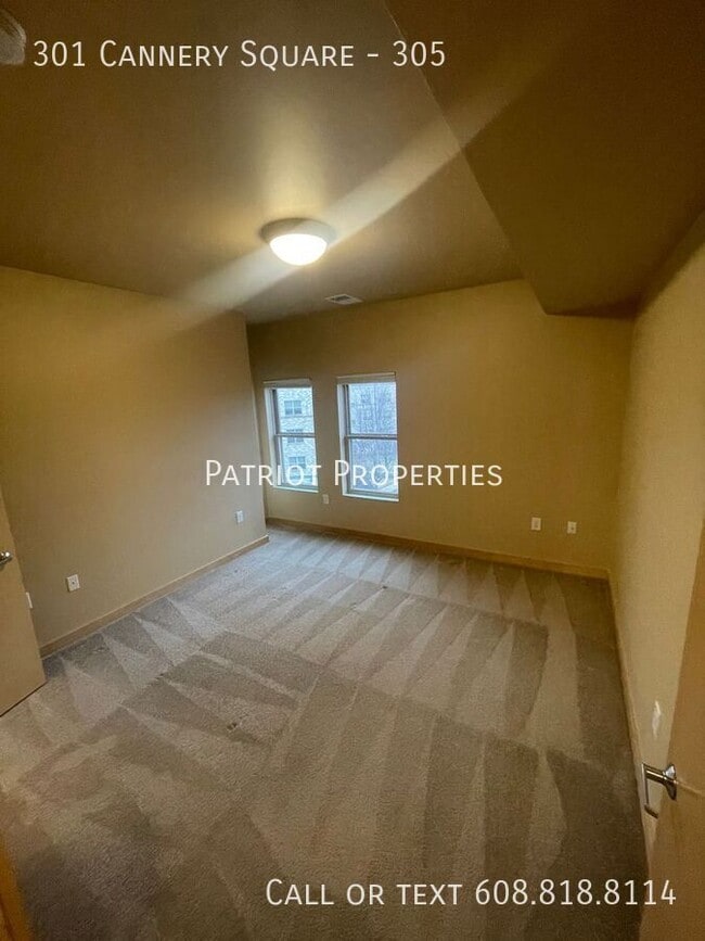 Building Photo - 301 Cannery Square