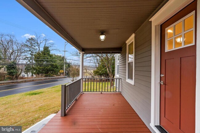 Foto del edificio - 2081 Durham Rd