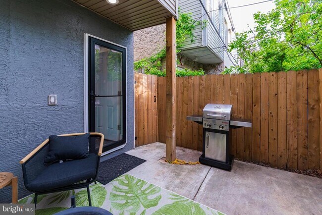 Foto del edificio - 2262 N Bouvier St