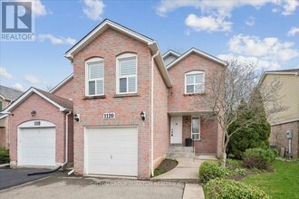 Building Photo - 1120 Montgomery Dr