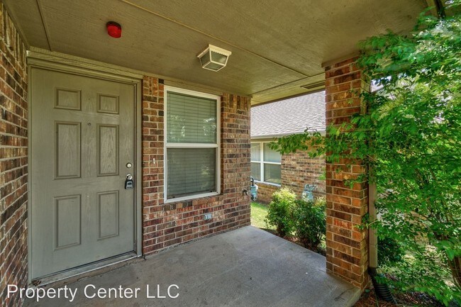 Foto del edificio - 3 br, 2 bath House - 12313 SW 2nd
